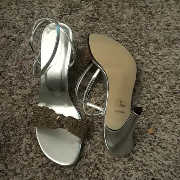 Shoes - Picture 2 of 3